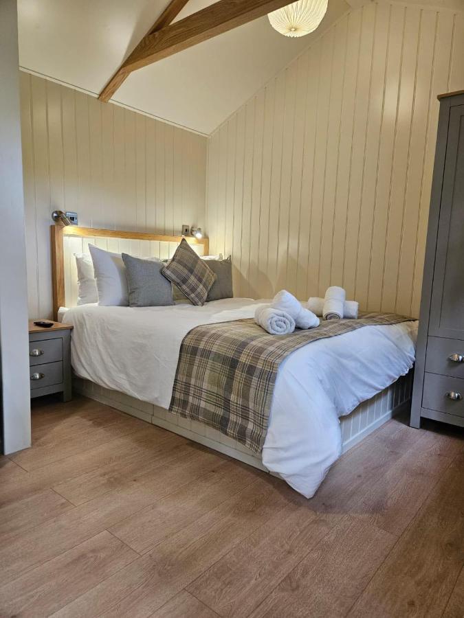 Lodge Woodland Shepherds Hut - 'saga' *